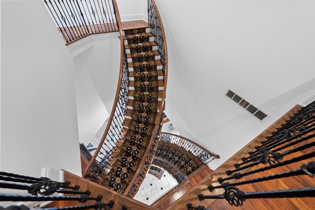 7495 Bridlespur Lane, Delaware, OH 43015