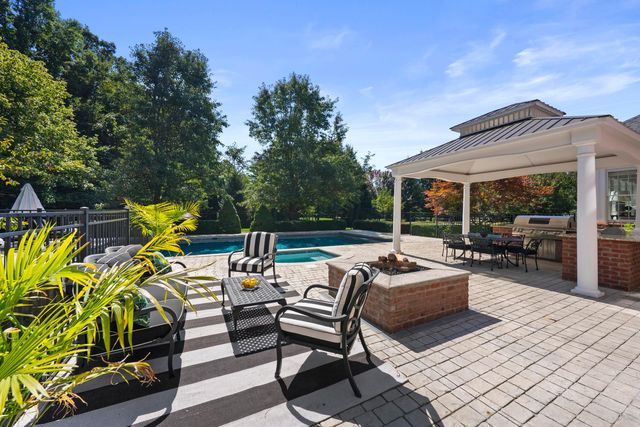 7495 Bridlespur Lane, Delaware, OH 43015