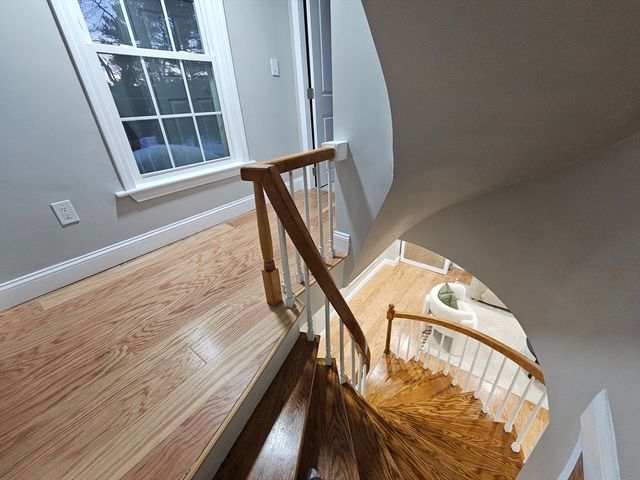 122 Chapin Rd, Hudson, MA 01749