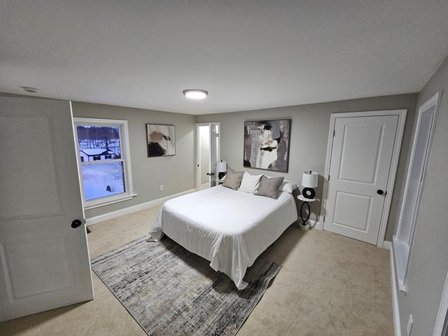 122 Chapin Rd, Hudson, MA 01749