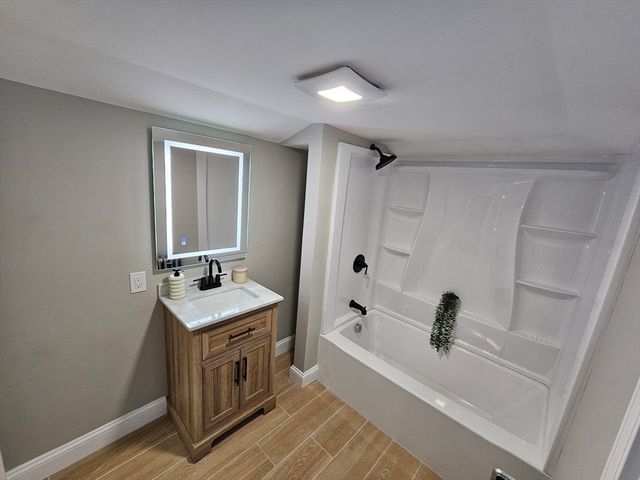 122 Chapin Rd, Hudson, MA 01749