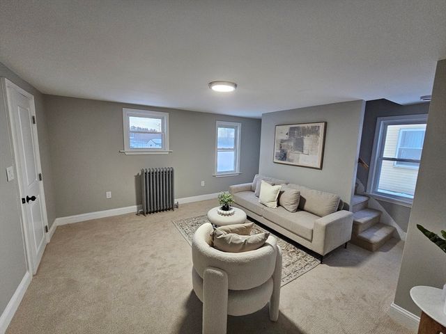 122 Chapin Rd, Hudson, MA 01749