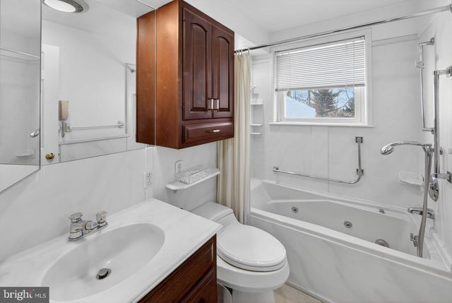 116 SPRING RD, Malvern, PA 19355