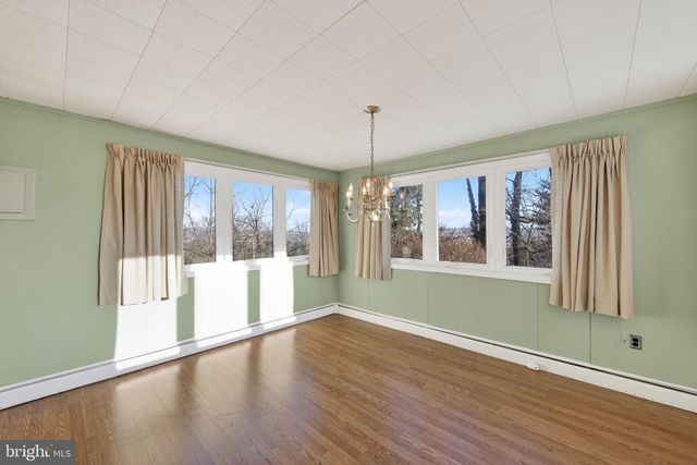 116 SPRING RD, Malvern, PA 19355