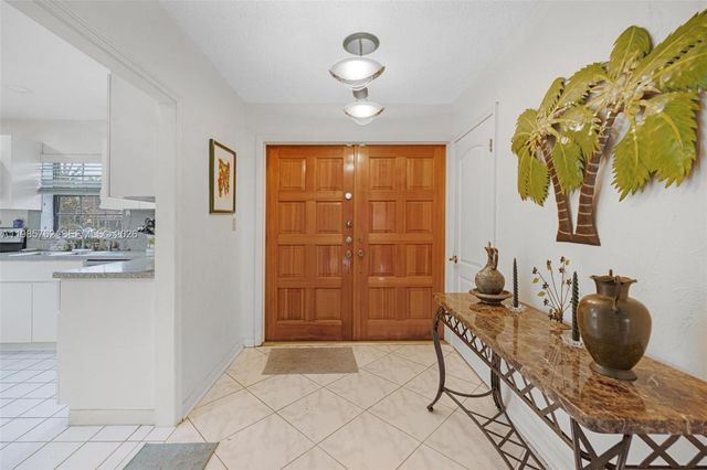 7506 SW 26th Ct 10, Davie, FL 33314