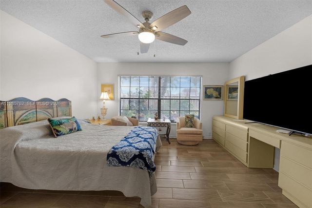 7506 SW 26th Ct 10, Davie, FL 33314