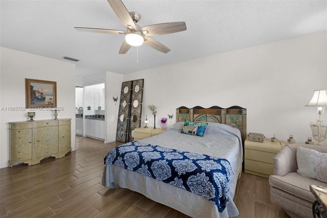 7506 SW 26th Ct 10, Davie, FL 33314