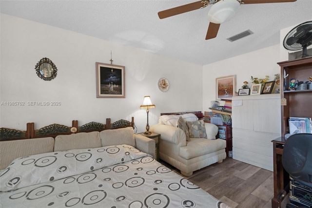 7506 SW 26th Ct 10, Davie, FL 33314