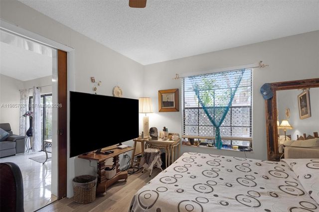 7506 SW 26th Ct 10, Davie, FL 33314