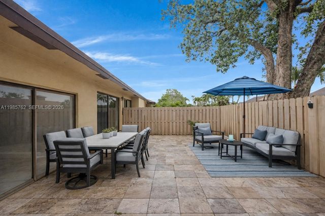 7506 SW 26th Ct 10, Davie, FL 33314