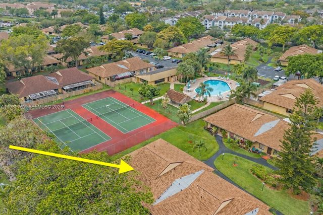 7506 SW 26th Ct 10, Davie, FL 33314