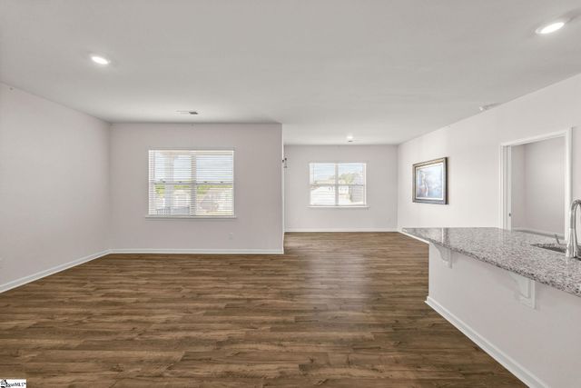 9 Dovetuck Road, Greer, SC 29651