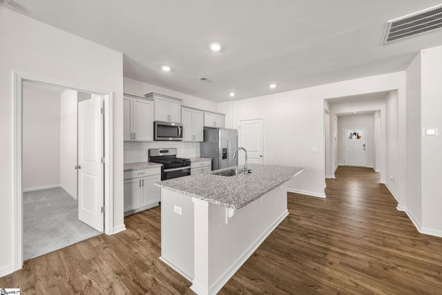 9 Dovetuck Road, Greer, SC 29651