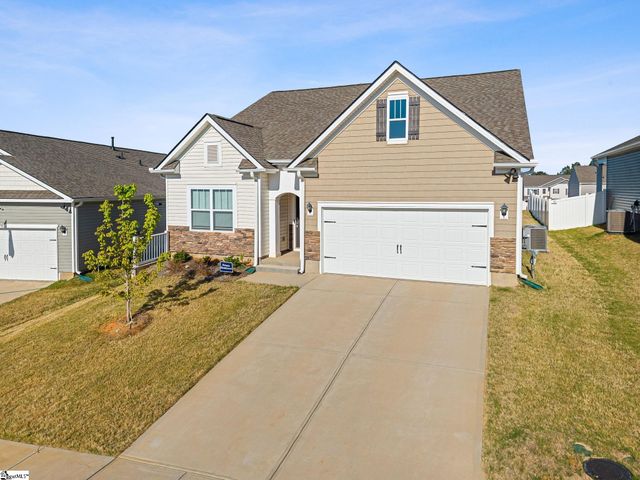 9 Dovetuck Road, Greer, SC 29651