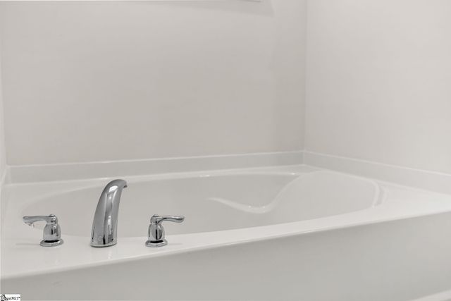 9 Dovetuck Road, Greer, SC 29651