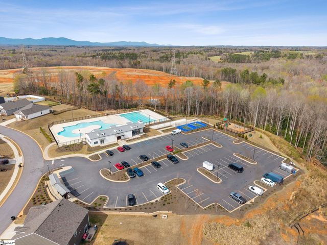 9 Dovetuck Road, Greer, SC 29651