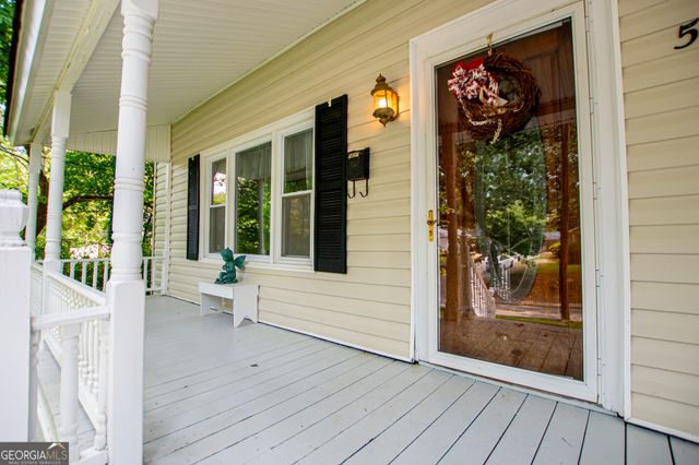 527 College Street, Carrollton, GA 30117