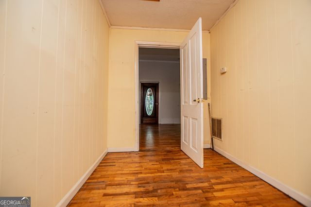 527 College Street, Carrollton, GA 30117