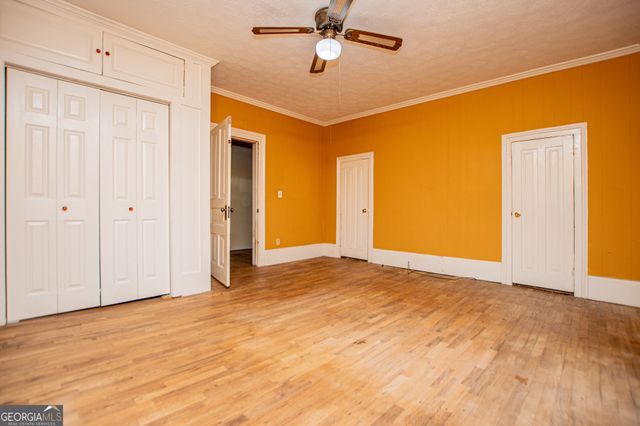 527 College Street, Carrollton, GA 30117