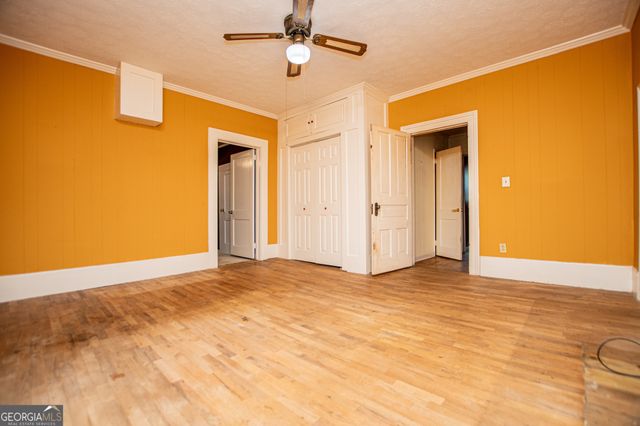 527 College Street, Carrollton, GA 30117