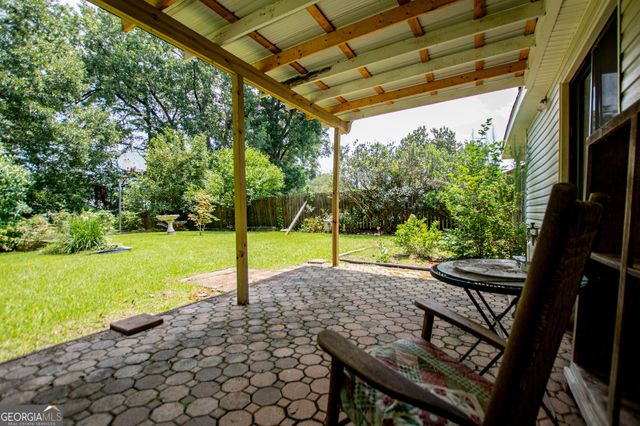 527 College Street, Carrollton, GA 30117