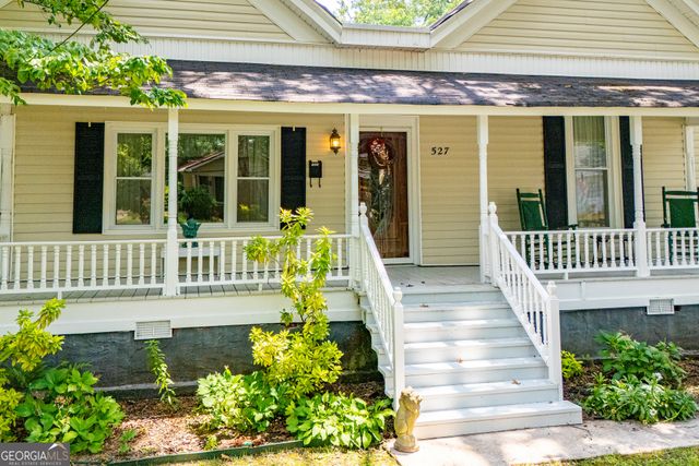 527 College Street, Carrollton, GA 30117