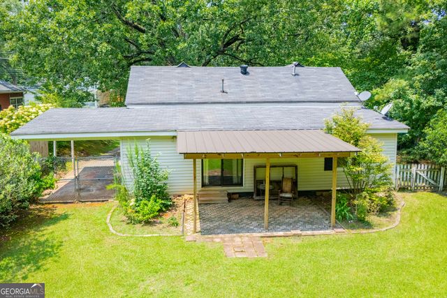 527 College Street, Carrollton, GA 30117