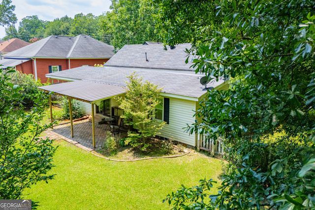 527 College Street, Carrollton, GA 30117