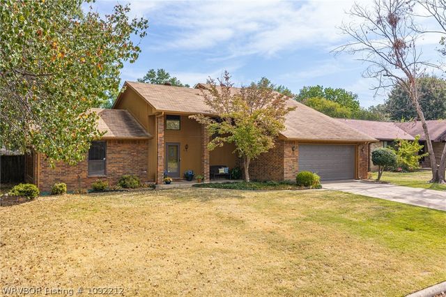 5 Brentwood Circle, Fort Smith, AR 72908