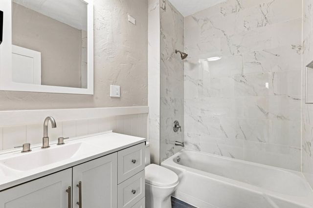 2427 N Standard St, Spokane, WA 99207