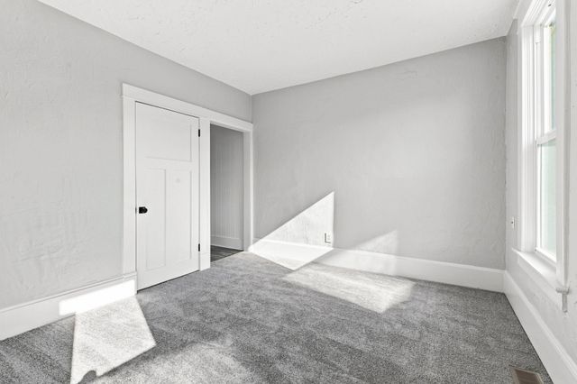 2427 N Standard St, Spokane, WA 99207