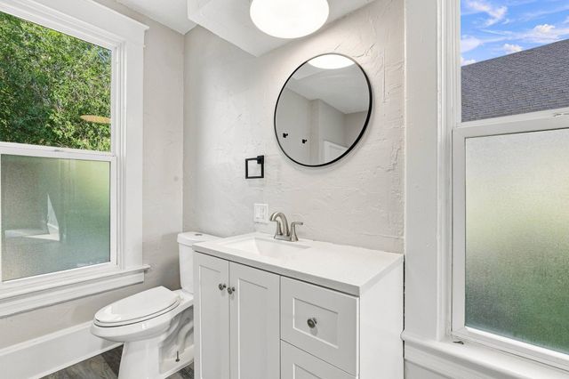 2427 N Standard St, Spokane, WA 99207