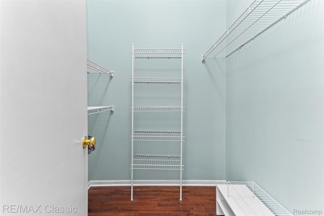 227 Edington Circle, Canton Charter Township, MI 48187