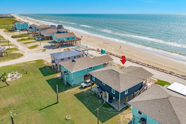 210 Beach Drive, Surfside Beach, TX 77541