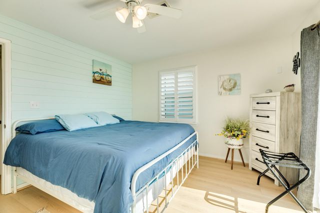 210 Beach Drive, Surfside Beach, TX 77541