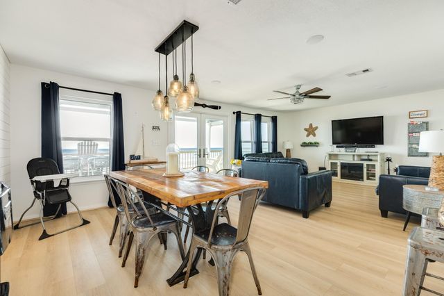 210 Beach Drive, Surfside Beach, TX 77541