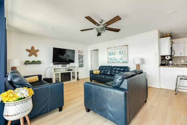 210 Beach Drive, Surfside Beach, TX 77541