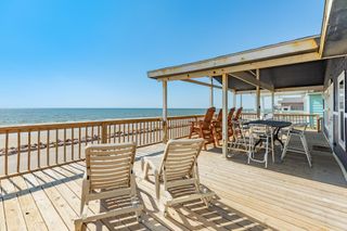 210 Beach Drive, Surfside Beach, TX 77541