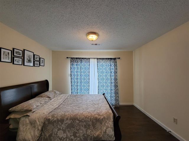 2914 Waypark Drive, Houston, TX 77082