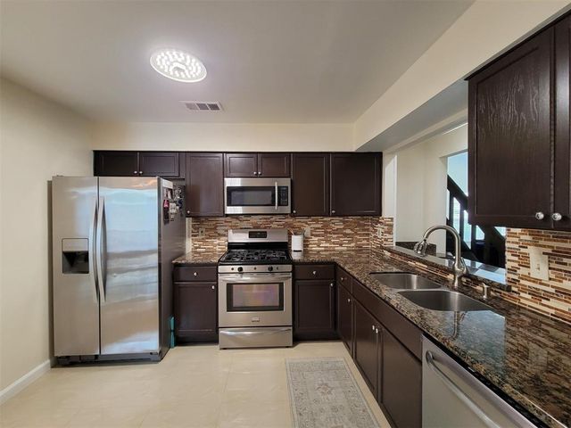 2914 Waypark Drive, Houston, TX 77082