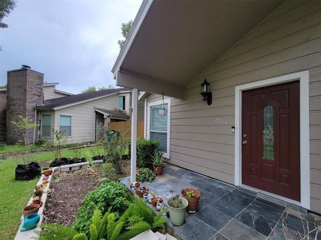2914 Waypark Drive, Houston, TX 77082
