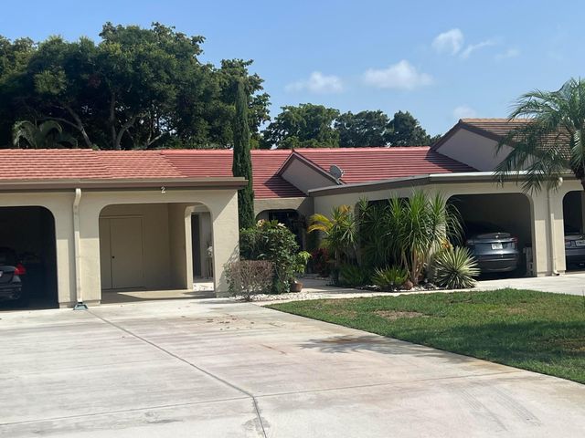 5975 Forest Grove Drive 2, Boynton Beach, FL 33437