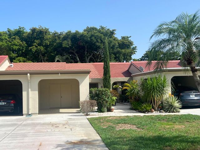 5975 Forest Grove Drive 2, Boynton Beach, FL 33437
