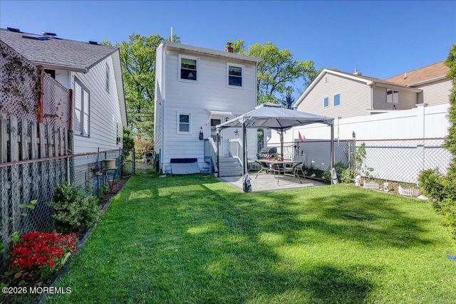 945 N Concourse, Keyport, NJ 07735