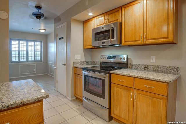 7500 Callaghan Rd Apt 263, San Antonio, TX 78229