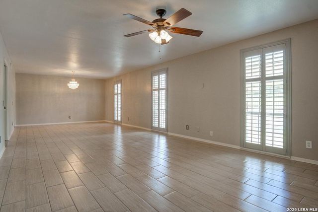 7500 Callaghan Rd Apt 263, San Antonio, TX 78229