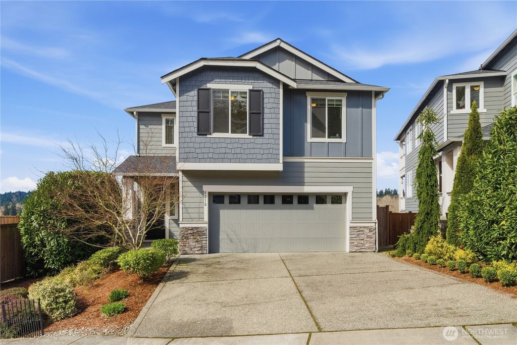 8218 NE 196 Street, Kenmore, WA 98028