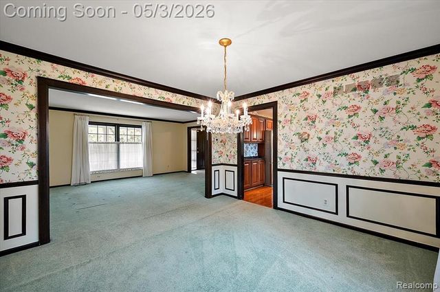 4821 School Bell Lane, Bloomfield Hills, MI 48301