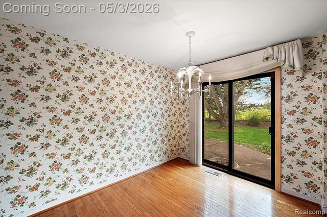4821 School Bell Lane, Bloomfield Hills, MI 48301
