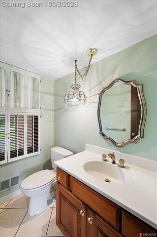4821 School Bell Lane, Bloomfield Hills, MI 48301
